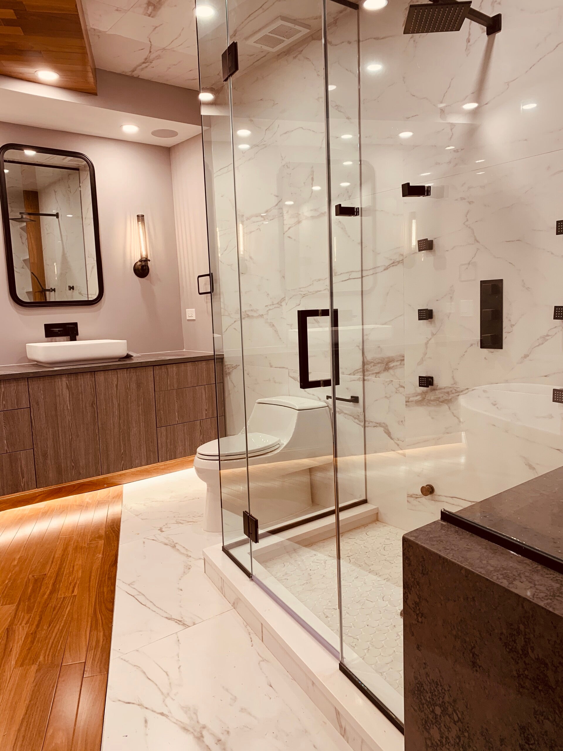 Spa-Like Master Bath